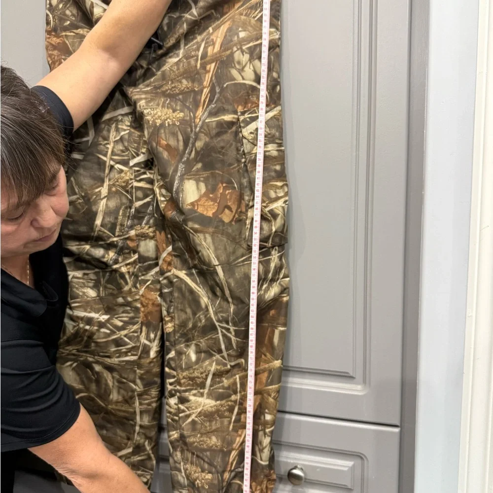 Men's Camouflage Cargo Pants - Picture 4 of 5